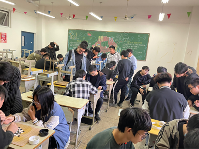 以棋会友,五子连珠