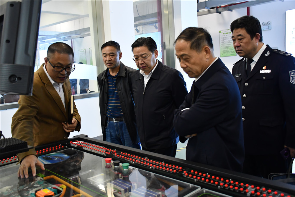 1605138010571064465.jpg DSC_0382.jpg