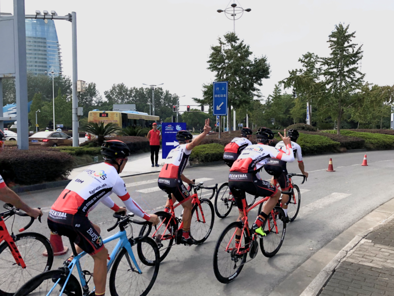 1539342679091036295.png blob.png