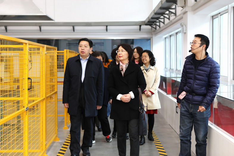 关注职业教育,巾帼不让须眉