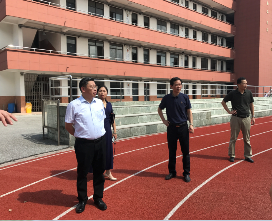 校党委书记、校长李虎一行赴锡澄校区检查2020秋季开学准备工作